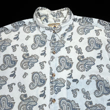 Load image into Gallery viewer, Vintage 90’s CHAMBRAY DENIM Paisley Patterned Long Sleeve Cotton Shirt
